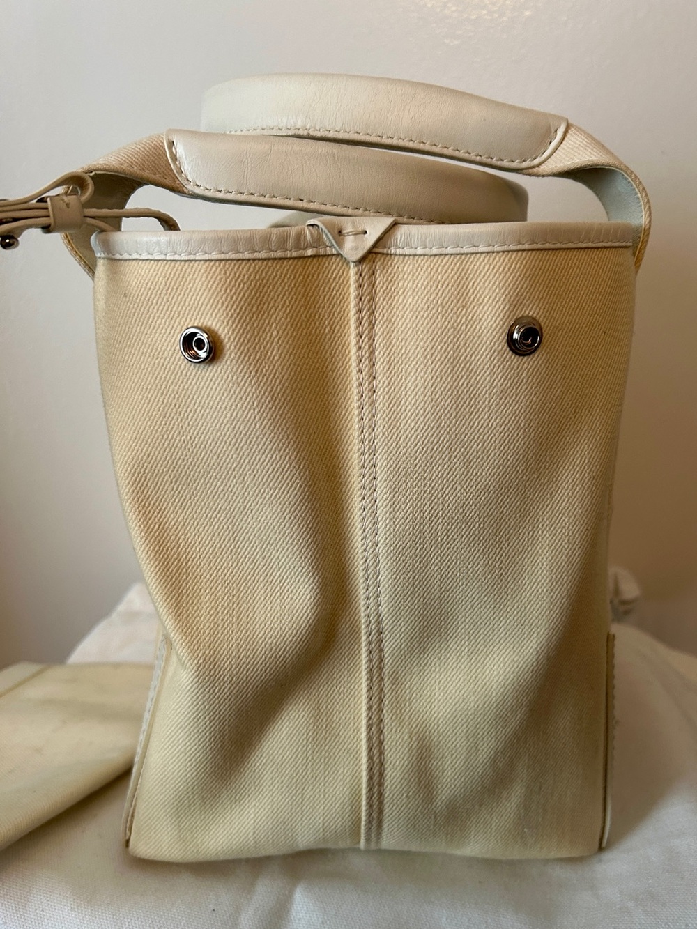 Balenciaga Calabasas Canvas Tote in Pale Cream with Black Logo - Picture 7 of 11